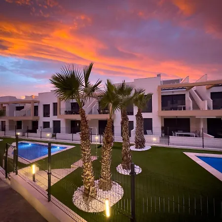 Apartamento Casa Horizon - Direct Access To 2 Swimmingpools, Close To Beaches Villamartin