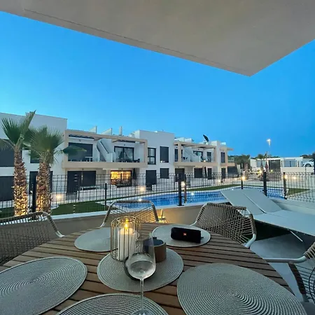 Casa Horizon - Direct Access To 2 Swimmingpools, Close To Beaches Apartamento